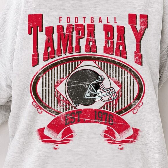 Tampa Bay Football Vintage Style Crewneck Sweatshirt 17 - Picture 2 of 5